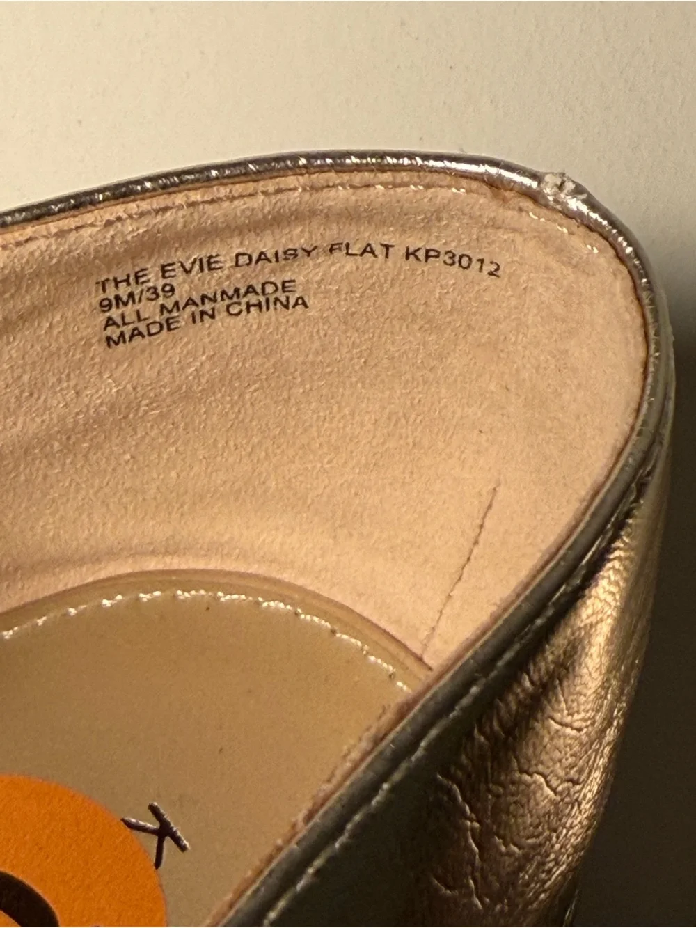 Katy Perry The Evie Daisy Flats in Metallic Gold. NWOB. Size 9